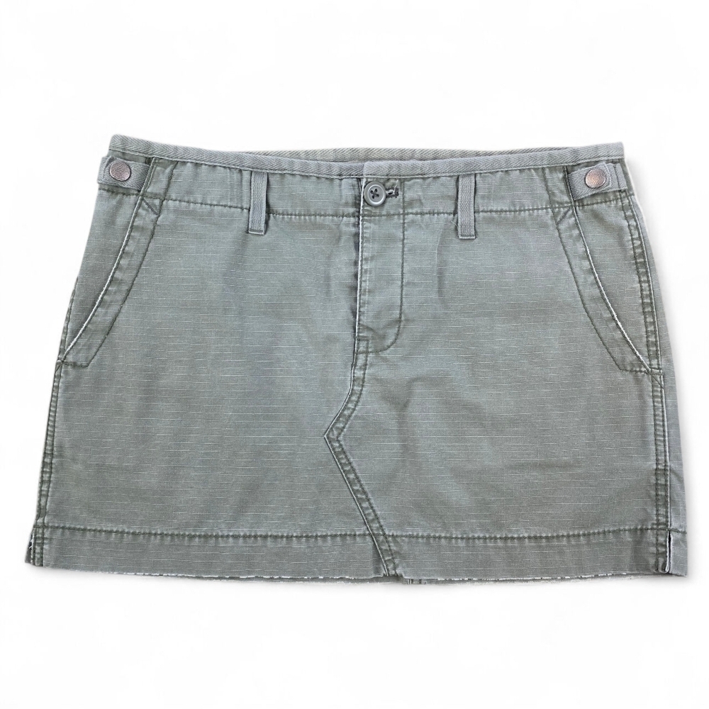 Y2K American Eagle Olive Green Utility Mini Skirt Women’s Size 8 Cargo Pockets